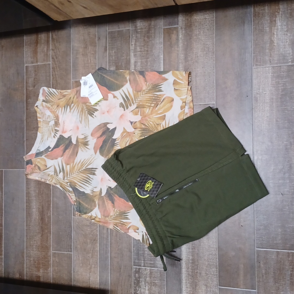 Old Navy Active tank sz Med tropical print